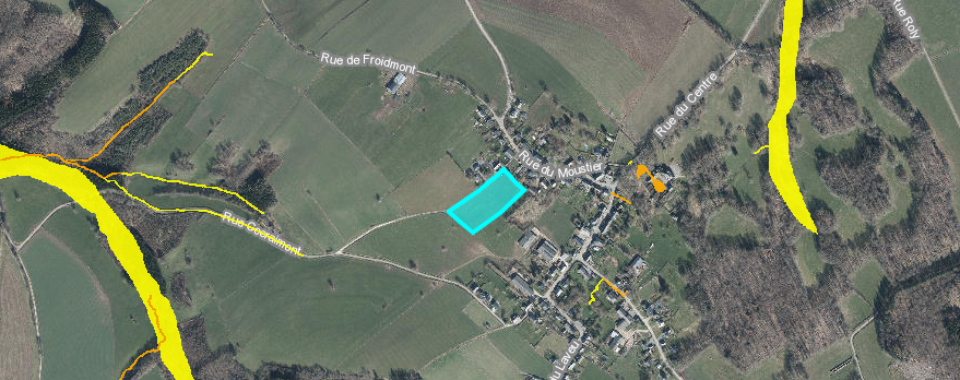 Grand terrain de plus de 12.000m²