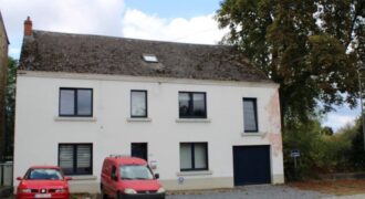 Grande maison 5 chambres au coeur de Tellin
