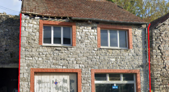 Bel atelier/garage en pierres  VENDU VENDU VENDU