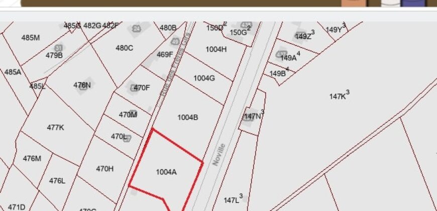 Terrain pour 3 à 4 habitations.