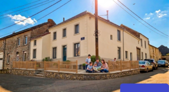 Grande maison 4 chambres à rénover, exploitable sur plus de 250m²