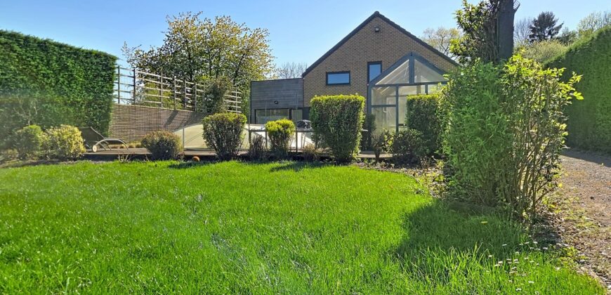Bien d&rsquo;exception 5 chambres avec piscine sur un terrain de plus de 3.000m²