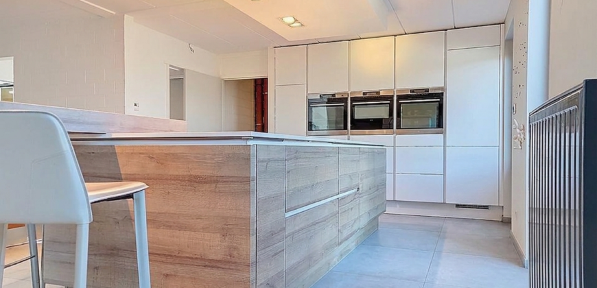 Bien d&rsquo;exception 5 chambres avec piscine sur un terrain de plus de 3.000m²