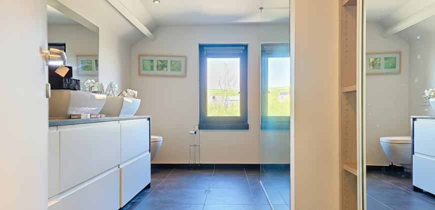 Bien d&rsquo;exception 5 chambres avec piscine sur un terrain de plus de 3.000m²