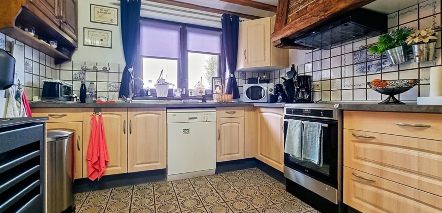Belle maison 4 chambres exploitable sur 280m² avec grand jardin