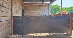 Superbe prairie composée de 4 boxs idéale pour les amateurs de chevaux